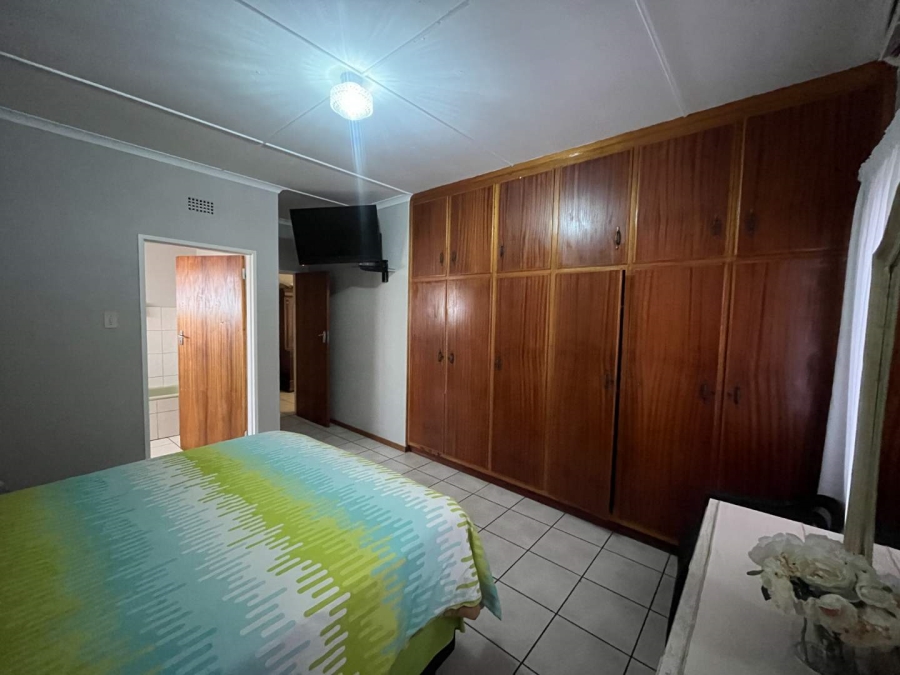 3 Bedroom Property for Sale in Flora Park Northern Cape